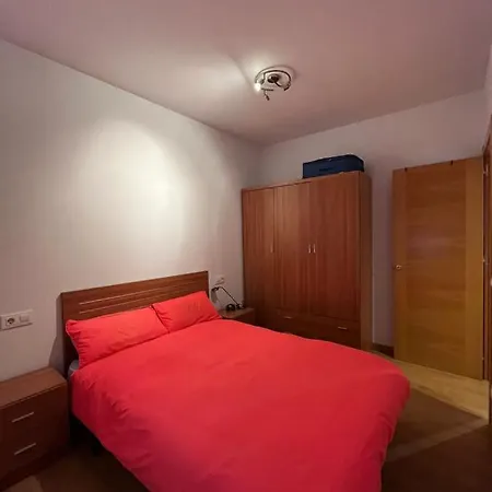 شقة Vivienda Plaza Parres Sobrino 8 *