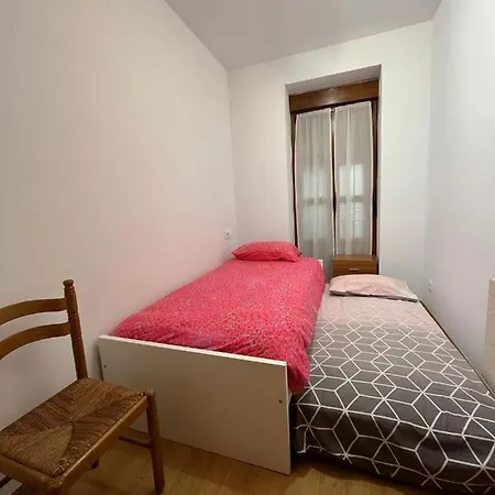 Vivienda Plaza Parres Sobrino 8 Apartment *