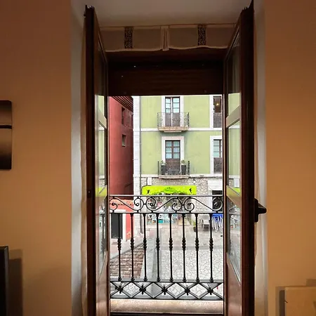 شقة Piso Arturoyale Llanes Laplaza 2ºc *